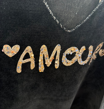 Amour cerny svetr